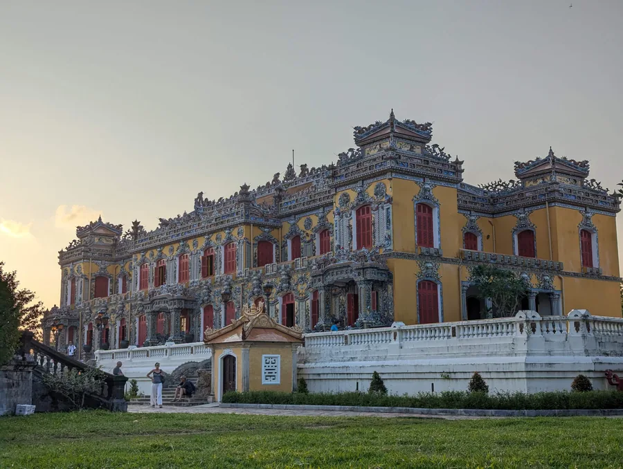 Kien-Trung-Palast